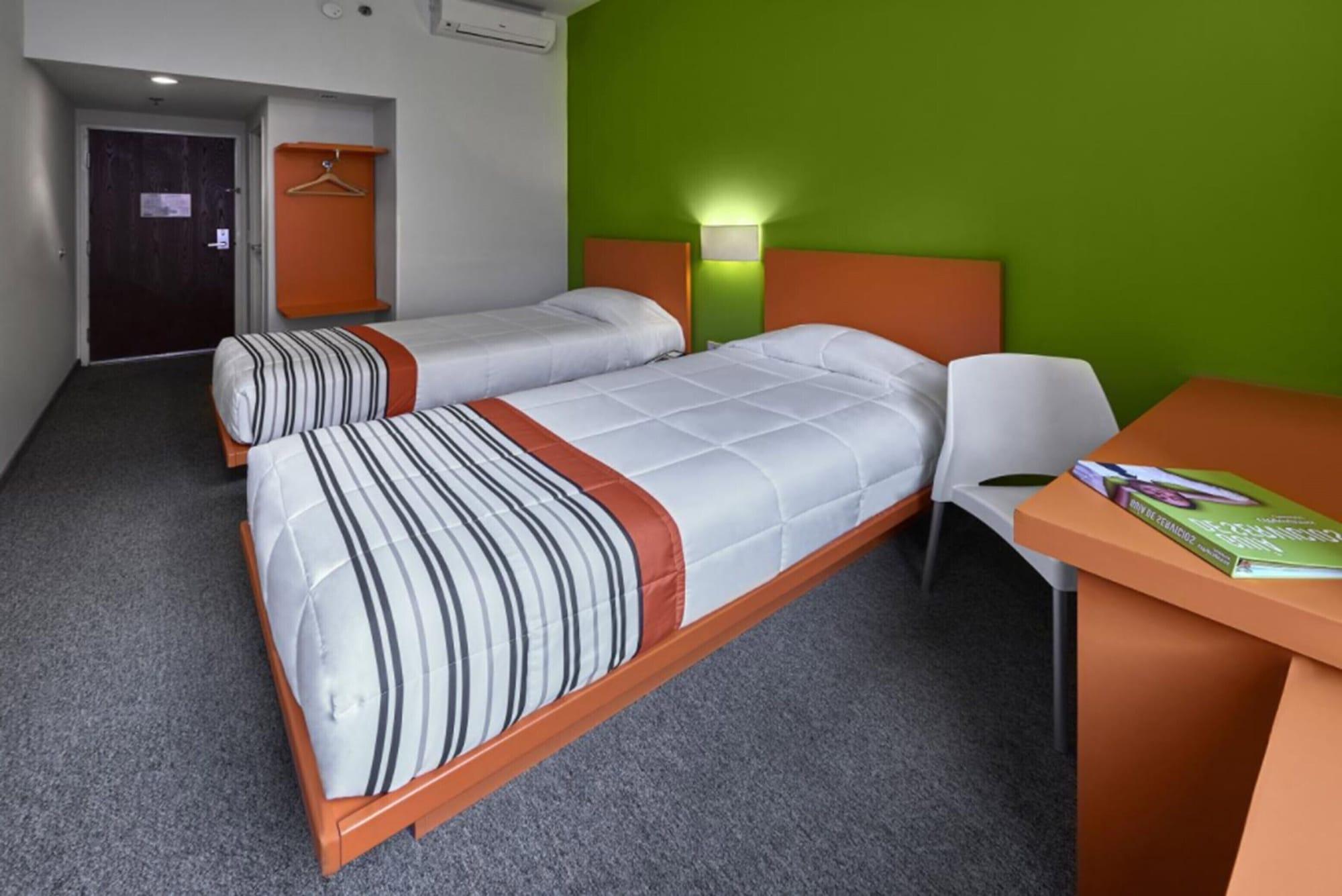 City Express Junior By Marriott Guadalajara Periferico Sur Tlaquepaque Exterior photo
