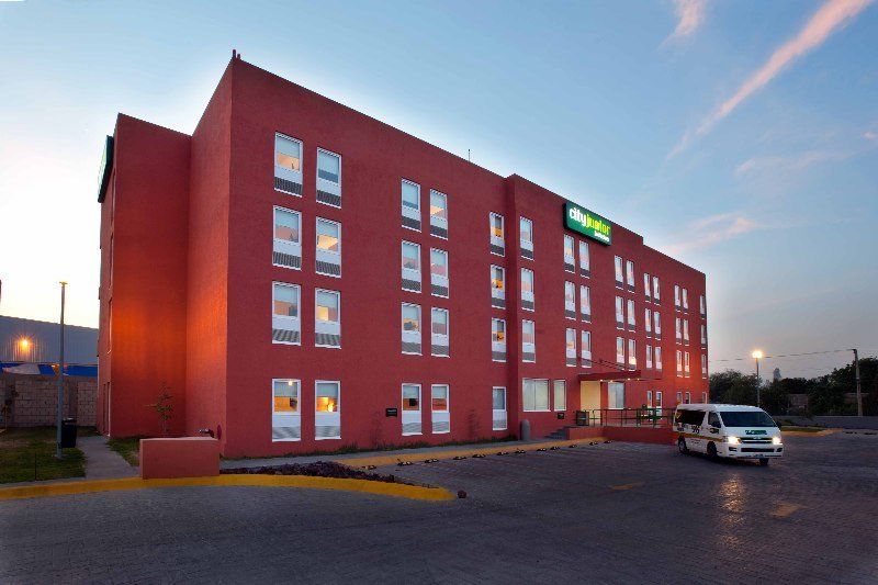 City Express Junior By Marriott Guadalajara Periferico Sur Tlaquepaque Exterior photo