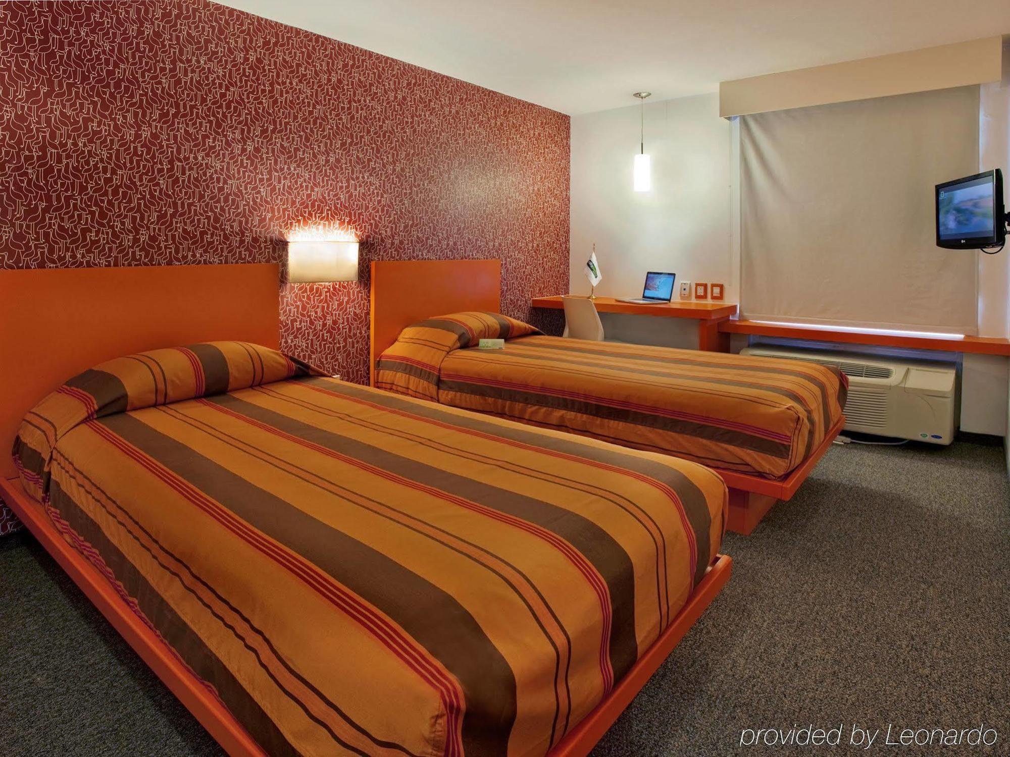 City Express Junior By Marriott Guadalajara Periferico Sur Tlaquepaque Exterior photo